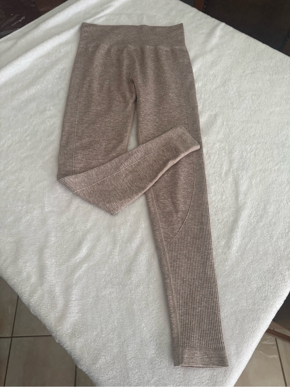 Women Seamless Ribbed Leggings - Taupe